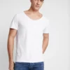 Pier One Uomo T-shirt Basic - White -Offerta Economica Pier One 0468aac711e94453bb4d66ecbe8ae959