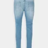 Pier One Uomo SLIM - Jeans Tapered Fit - Light Blue Denim -Offerta Economica Pier One 0c9a5d12174649a08486746f9fd584e5