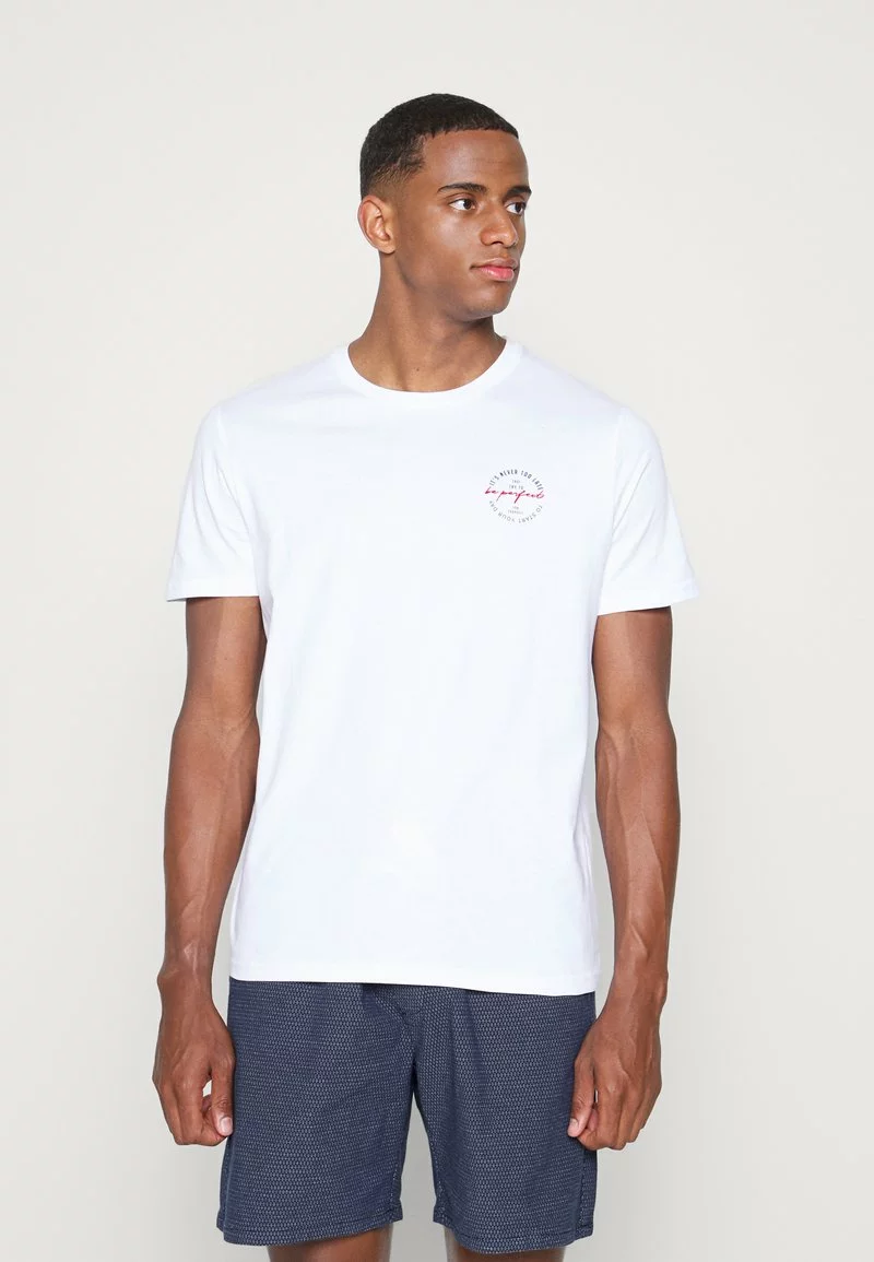 Pier One Uomo NEVER TOO LATE GRAPHIC T-SHIRT - T-shirt Con Stampa - White 6 Pier One Uomo NEVER TOO LATE GRAPHIC T-SHIRT - T-shirt Con Stampa - White - immagine 4