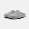 Pier One UNISEX - Pantofole - Grey -Offerta Economica Pier One 2d0c21d3116a402fbb96f4757231e939