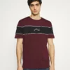 Pier One Uomo T-shirt Con Stampa - Bordeaux/black/white -Offerta Economica Pier One 3901be0039044398a33b40fceb473dd6