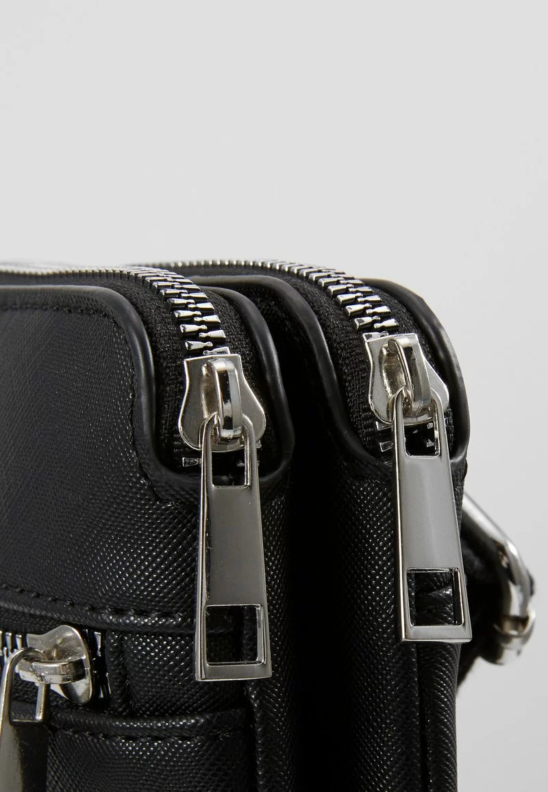 Pier One Uomo Borsa A Tracolla - Black 5 Pier One Uomo Borsa A Tracolla - Black - immagine 3