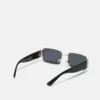 Pier One UNISEX - Occhiali Da Sole - Black/gold-coloured -Offerta Economica Pier One 45af9fe410144b3dbf83f4001b524cca