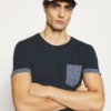 Pier One Uomo T-shirt Con Stampa - Dark Blue -Offerta Economica Pier One 56ff69b71cc44417bb4db9bb58e1cd48