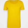 Pier One Uomo T-shirt Basic - Light Yellow -Offerta Economica Pier One 59518517aea742df80e038e30622505d
