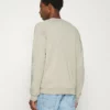 Pier One Uomo 2er Pack CREW NECK - Felpa - Tan/black -Offerta Economica Pier One 5c3034a9b1d34427ba66e759fad0820f