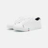 Pier One UNISEX - Sneakers Basse - White -Offerta Economica Pier One 7a5eae5954904110b3c023efc4c6e8ab