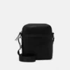 Pier One Uomo Borsa A Tracolla - Black 1 Pier One Uomo Borsa A Tracolla - Black -Offerta Economica Pier One 7bfc012723c749b99d5611caa99722a4