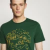 Pier One Uomo T-shirt Con Stampa - Dark Green 11 Pier One Uomo T-shirt Con Stampa - Dark Green -Offerta Economica Pier One 816fa80bc1fb46ab9f9f69861b9f0cd2