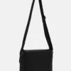 Pier One UNISEX - Borsa A Tracolla - Black -Offerta Economica Pier One 8dec23198b994bca921ce0a99b05c42e