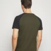 Pier One Uomo T-shirt Basic - Olive -Offerta Economica Pier One b534a29d95044e73af0a4461dde9b718