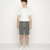 Pier One Uomo Shorts - Dark Grey -Offerta Economica Pier One c3fe2a1051e344cdad6e4f682a8369f7