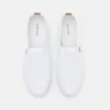 Pier One UNISEX - Scarpe Senza Lacci - White -Offerta Economica Pier One cab355a5a66847138fab0310c479705c
