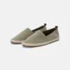Pier One RENA ESPADRILLE UNISEX - Espadrillas - Olive 9 Pier One RENA ESPADRILLE UNISEX - Espadrillas - Olive -Offerta Economica Pier One d5d60608eb9b432d87e5491dbc7d9859