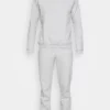 Pier One Uomo SET - Tuta - Light Grey -Offerta Economica Pier One d66fde0ab3c341dc8c14f111a7dbfd71