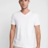 Pier One Uomo 3 PACK - T-shirt Basic - White -Offerta Economica Pier One fd68aca94202435bb88cb41ee1b2ad23